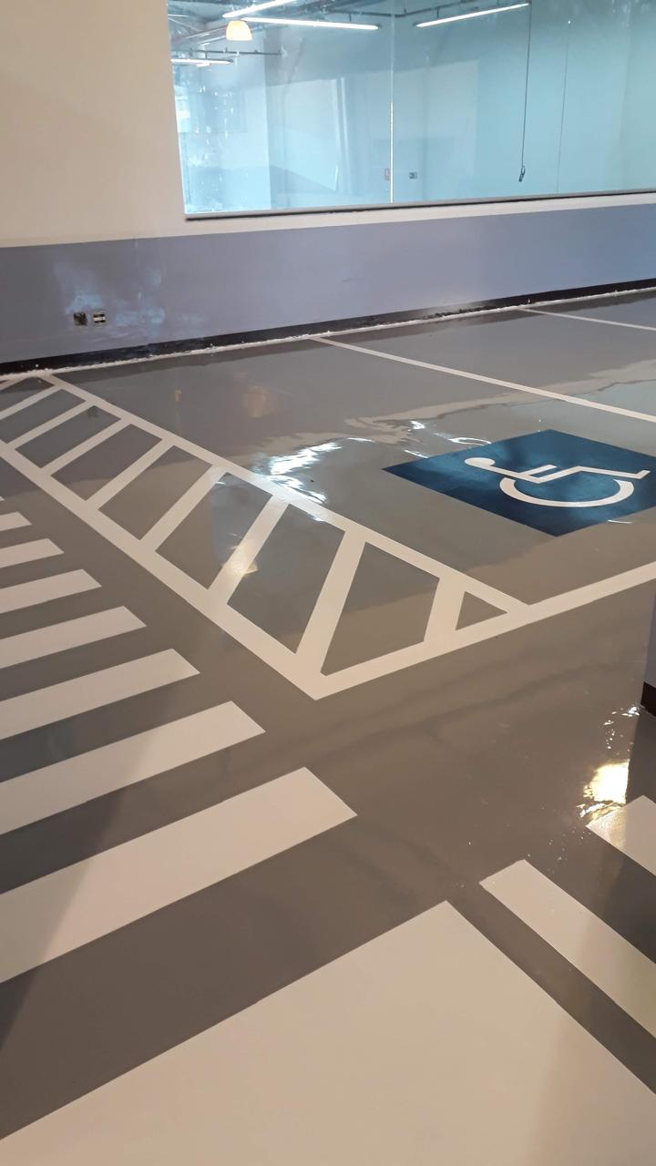 Demarcação de piso industrial